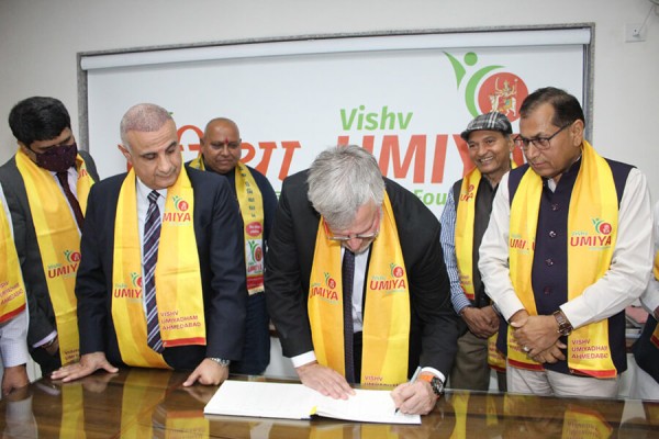 Ambassador of the Government of Israel visited at Vishv Umiyadham